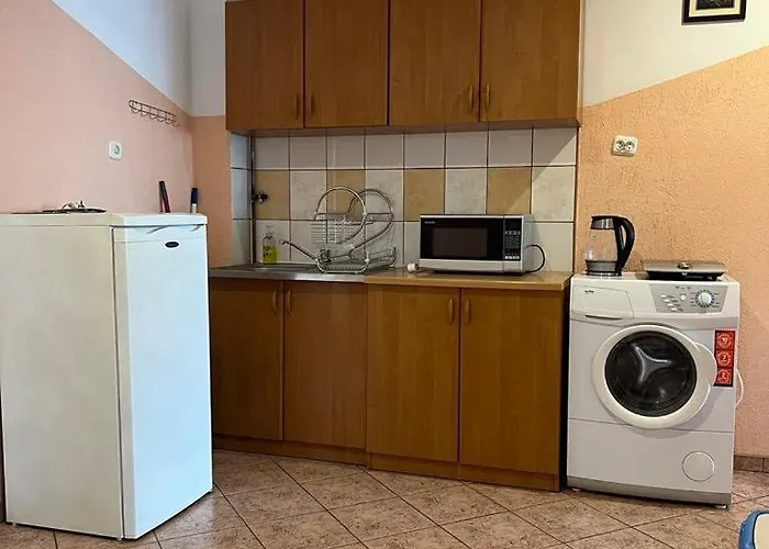 Przystan Δωμάτια σε οικογενειακή κατοικία *